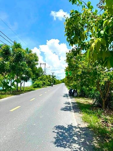 Hình ảnh Cần bán lô đất thổ cư 615m2 mặt tiền đường Bà Thiên