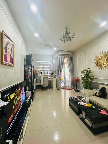 Hình ảnh Bán nhà 2 tầng mặt tiền Đại lộ 3 phường Phước Bình Q9 110m2 giá 10Tỷ