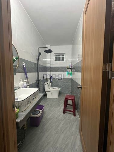Hình ảnh Cho thuê nhà 3 tầng full nội thất đường Hòa Minh