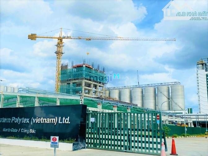 Hình ảnh Cần sang lỗ 2.000m2 đất shr mt đường 24m sát chợ dân đông giá 190 tr