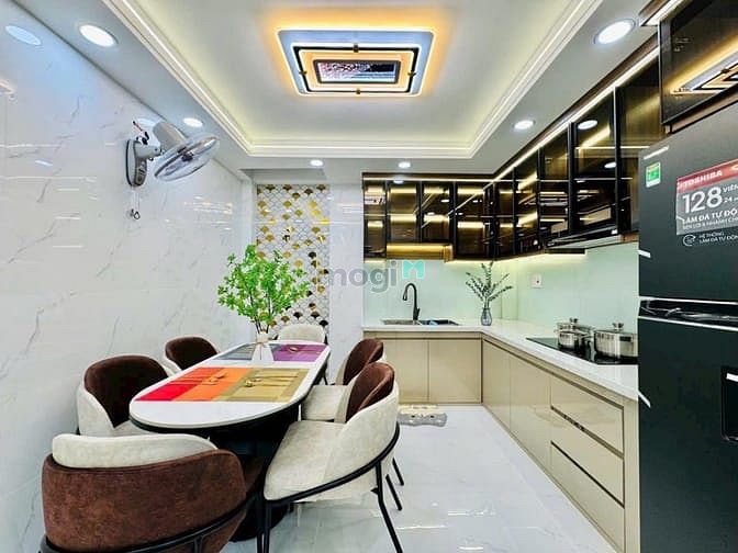 Hình ảnh Nhà ngộp sang tên gấp 72m2 HXH Phó Cơ Điều-P.6-Q.11 đang cho thuê SHR