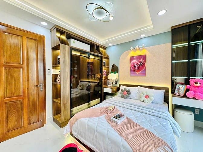 Hình ảnh Nhà ngộp sang tên gấp 72m2 HXH Phó Cơ Điều-P.6-Q.11 đang cho thuê SHR