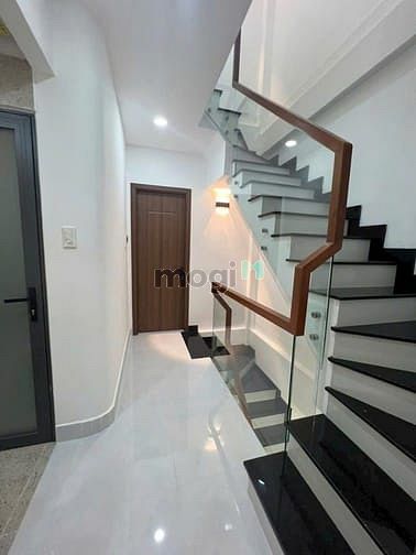 Hình ảnh Bán gấp 2 tỷ 750tr MT Hồng Hà, P2, Tân Bình