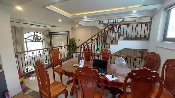 Hình ảnh Bán Nhanh Phan Văn Trị, Bình Thạnh, 66m2 giá 2tỷ3 Sổ Riêng,thuê 21tr/t