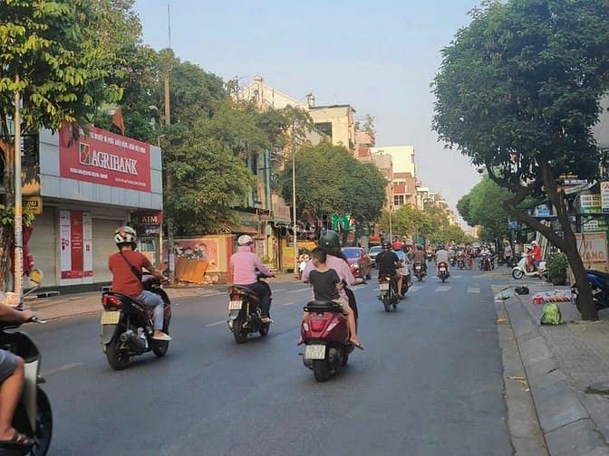 Hình ảnh Cho thuê nhà MTKD Độc Lập vị trí vàng ngay ngã tư. nhà mới!