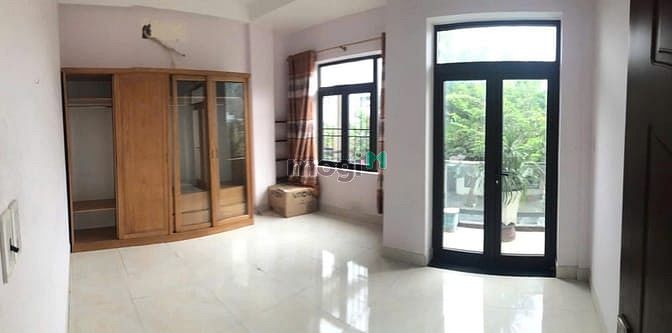Hình ảnh Cho thuê nhà 3 tầng MT đường Phước Lý có sân để xe
