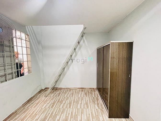 Hình ảnh Phòng Trọ Duplex ngay Đường Phạm Văn Bạch-Tân Bình