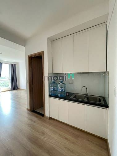 Hình ảnh Quận 10 cho thuê Studio y hình view 3/2, trống sẵn, yên tĩnh, hồ bơi
