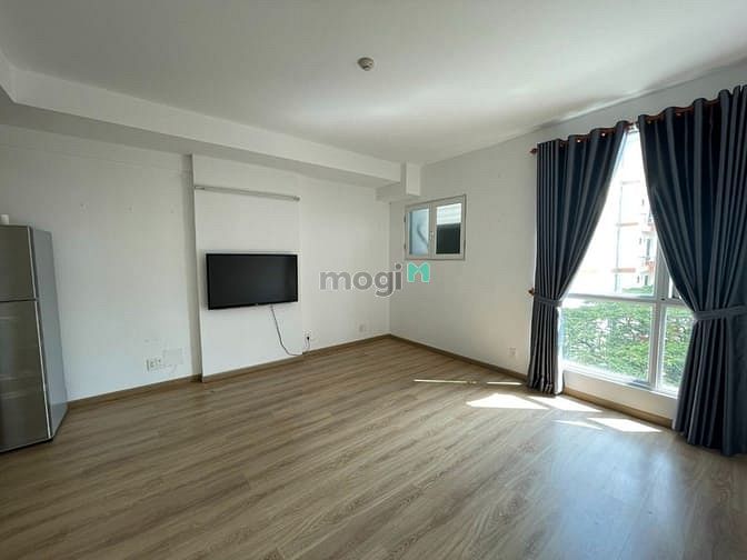 Hình ảnh Quận 10 cho thuê Studio y hình view 3/2, trống sẵn, yên tĩnh, hồ bơi