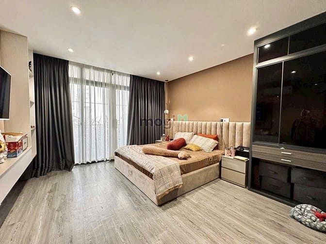 Hình ảnh Cho thuê nhà 51/12A Cao Thắng, Phường 3, Quận 3