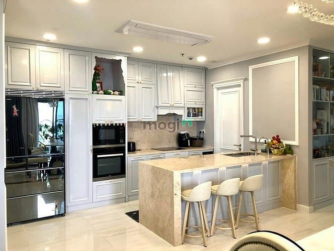 Hình ảnh Cần bán CHCC Kingdom 101 Quận 10, 150m2, 4PN, 4tollet full NT, 13.8 tỷ