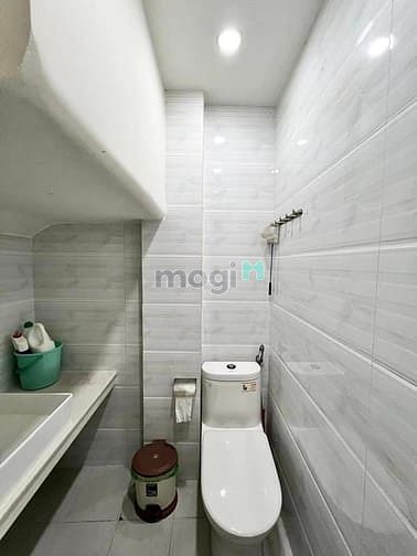 Hình ảnh Bán gấp căn Đường 3/2 Q10 51m2 sổ sẵn