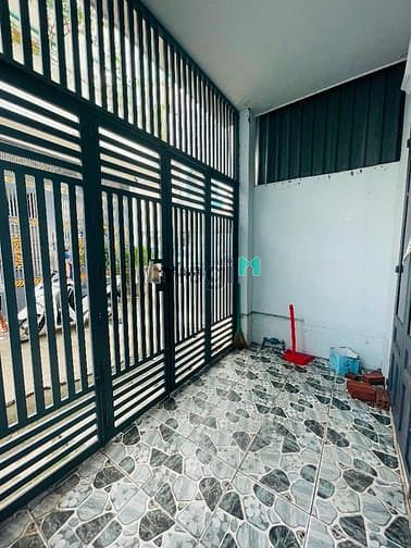 Hình ảnh Bán Nhà 2 Tầng 5PN Hẻm 5m Linh Xuân 80m2 Giá 4 Tỷ 200