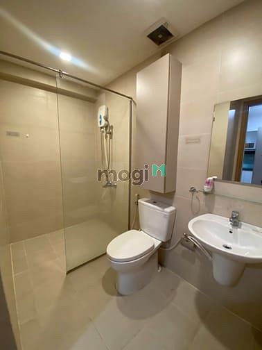 Hình ảnh Quận 10 cho thuê Studio y hình vào liền, 12 triệu, hồ bơi free