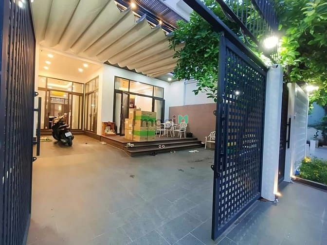Hình ảnh căn Thích Quảng Đức, Phú Nhuận 76m2 2tỷ2 đang có HD thuê 23tr/th