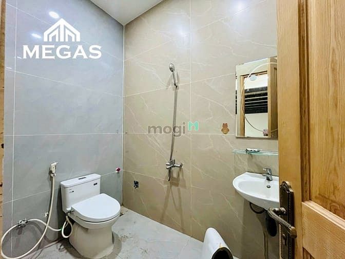 Hình ảnh Trống 1 phòng cho thuê - Giá siêu hạt dẻ, Sẵn máy lạnh - Giáp Tân Phú