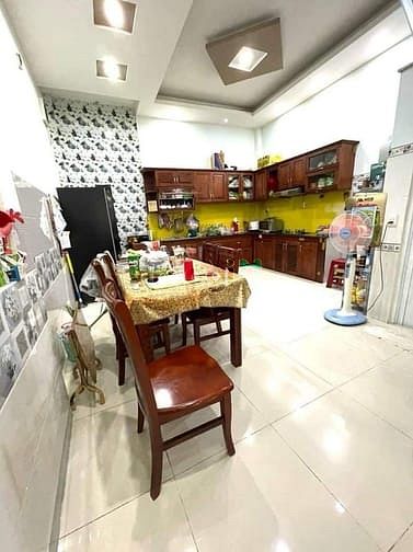 Hình ảnh Bán căn Lê Văn Quới, Bình Tân 65m2 giá 4ty3 sổ sẵn