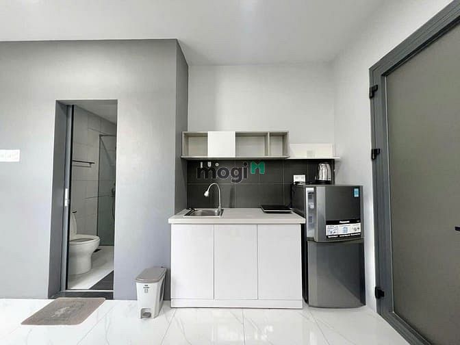 Hình ảnh Mb6623 nạp rút nhanh chóng studio ban công 40m2 thang máy mặt tiền bờ kè Trường Sa Quận 3
