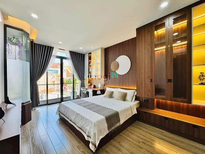 Hình ảnh Bán gấp nhà phố đầu hẻm 22 Hoàng Diệu, quận 4, 72m2, 4tỷ350, sổ sẵn