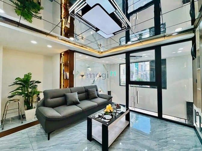Hình ảnh Bán gấp nhà phố đầu hẻm 22 Hoàng Diệu, quận 4, 72m2, 4tỷ350, sổ sẵn