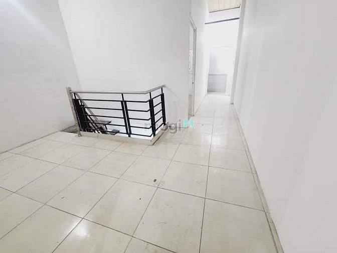 Hình ảnh Bán căn Vườn Lài Tân Phú 60m2 giá 2ty4 sổ sẵn