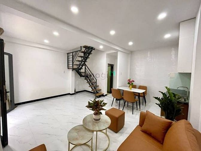 Hình ảnh Đường nguyễn chí thanh quận 10 phường 2.