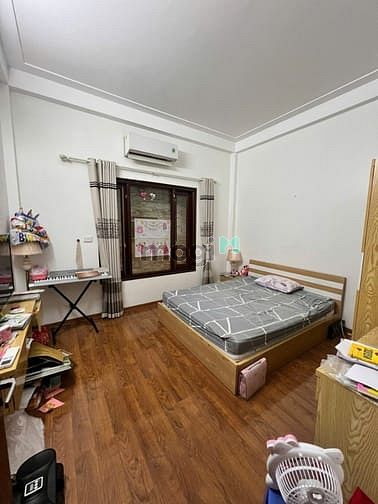 Hình ảnh Cho thuê nhà 5 phòng ngủ thoáng gần phố full nội thất Âu Cơ, Tây Hồ