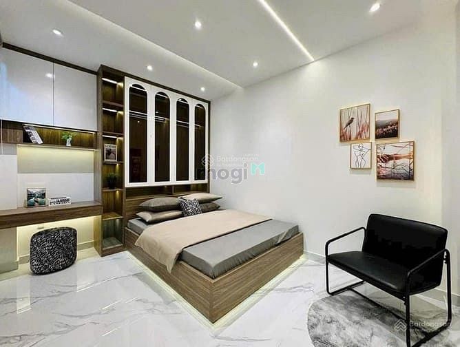 Hình ảnh Cô Hạnh bán gấp nhà Lê Văn Sỹ, quận 3, 65m2, giá 3 tỷ 170, sổ hồng sẵn