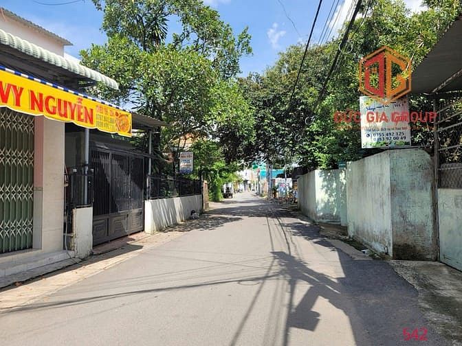 Hình ảnh Bán đất gần đường Trương Định giá chỉ 2ty8 sổ full thổ cư