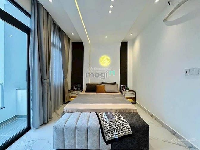 Hình ảnh Cô Hạnh bán gấp nhà Lê Văn Sỹ, quận 3, 65m2, giá 3 tỷ 170, sổ hồng sẵn