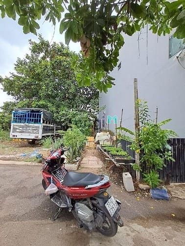 Hình ảnh Bán miếng đất Long Trường Q9 64m2 1ty950 SHR