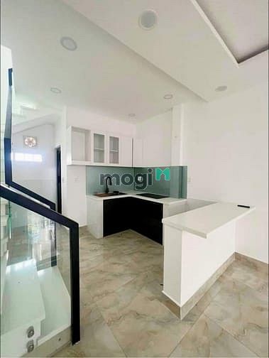 Hình ảnh Gấp Bán Nhà Mới Hẻm 6M Đường Lê Đình Cẩn, 2 Tầng, Giáp Tên Lửa