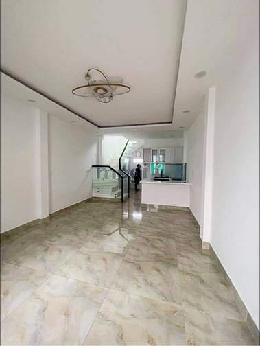 Hình ảnh Gấp Bán Nhà Mới Hẻm 6M Đường Lê Đình Cẩn, 2 Tầng, Giáp Tên Lửa