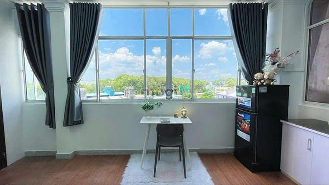 Hình ảnh Siêu phẩm studio cửa sổ lớn thoáng cách ĐH Kinh Tế 2phút, ĐH Y Dược 5p