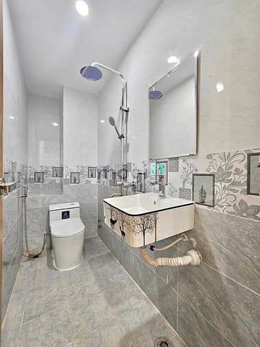 Hình ảnh Mb6623 nạp rút nhanh chóng “New 100%- full nội thất” Cách ngã tư Hàng Xanh 5p đi xee 🏠