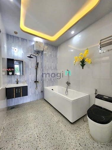 Hình ảnh THANH LÍ GẤP!! Cửu long,P2, Tân Bình. DT 80m2/3tỷ200, có sổ hồng riêng