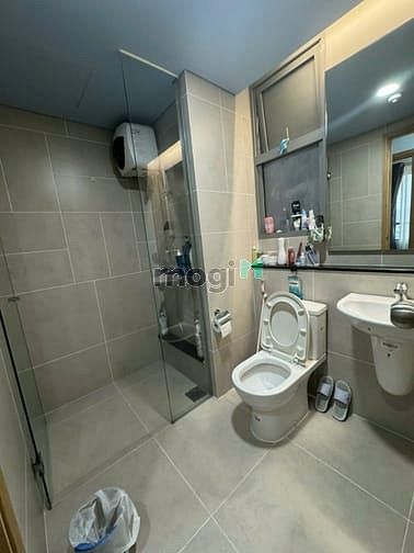 Hình ảnh Chủ đi nước ngoài cần bán gấp CH Riviera Point Q7 2PN giá tốt nhất.
