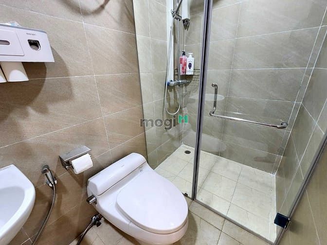 Hình ảnh CHo thuê chung cư central Garden Q1 -- 2pn2wc 80m2 đầy đủ nội thất