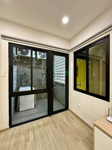 Hình ảnh Mb6623 nạp rút nhanh chóng studio ban công 35m2 full nội thất đẹp có thang máy bảo vệ