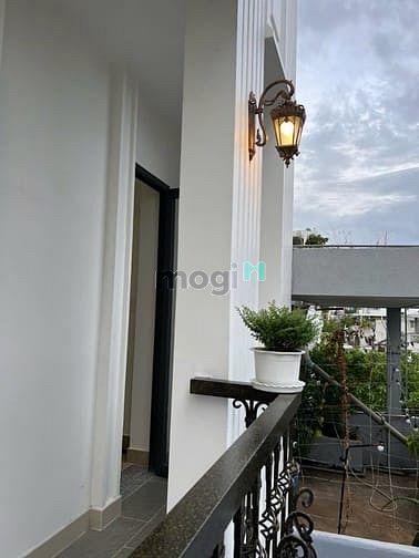 Hình ảnh Mb6623 nạp rút nhanh chóng cho thuê ban công thang máy view thành phố ngay Ngã Tư Bảy Hiền