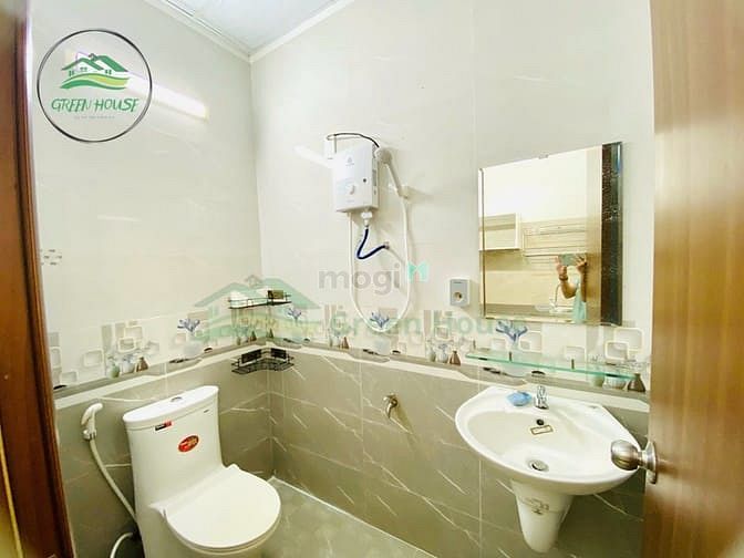 Hình ảnh Cho thuê CHDV cao cấp gần sân bay, Etown Cộng Hòa, P13 Tân Bình