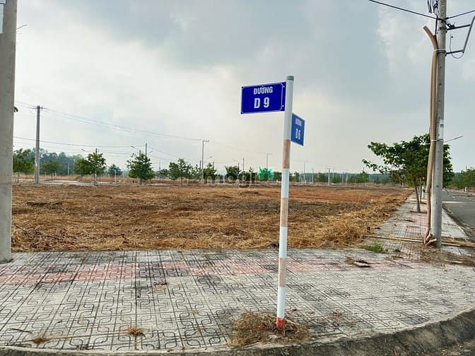 Hình ảnh Đất đẹp giá tốt, vị trí đắc địa, 80-100m2, sổ hồng riêng lâu dài