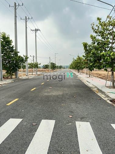 Hình ảnh Đất đẹp giá tốt, vị trí đắc địa, 80-100m2, sổ hồng riêng lâu dài