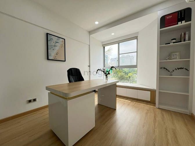Hình ảnh Bán gấp CHCC Scenic Valley 2, DT 155m2, 4PN, 3WC, NTCC, giá bán 8 tỷ