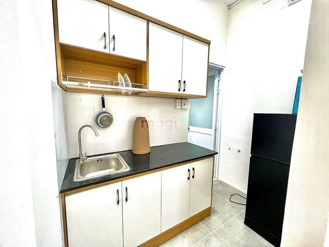 Hình ảnh Mb6623 nạp rút nhanh chóng 2PN gần 50m2 cửa sổ lớn ngay CV Hoàng Văn Thụ