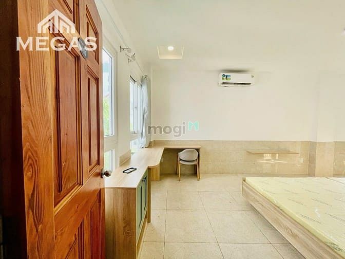 Hình ảnh Studio Full Nội Thất Cửa Sổ Trời 2 Giường Ngay Chân Cầu Kinh