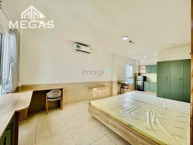 Hình ảnh Studio Full Nội Thất Cửa Sổ Trời 2 Giường Ngay Chân Cầu Kinh