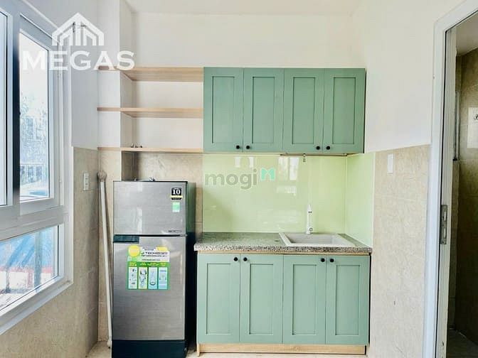 Hình ảnh Studio Full Nội Thất Cửa Sổ Trời 2 Giường Ngay Chân Cầu Kinh