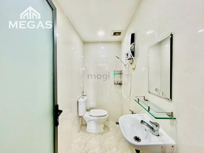 Hình ảnh Siêu Phẩm Studio Ban Công Tách Bếp Máy Giặt Riêng Ngay Chu Văn An