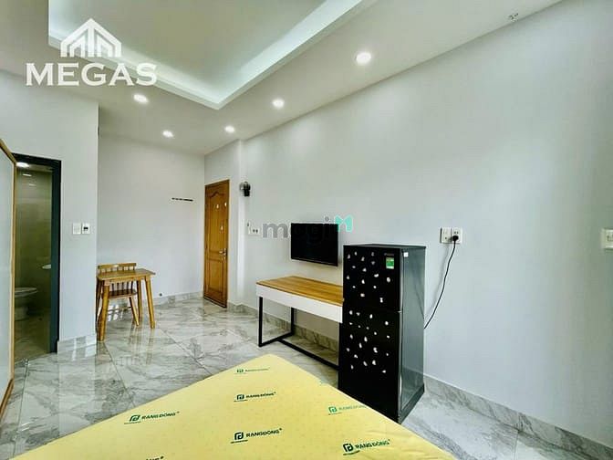 Hình ảnh Siêu Phẩm Studio Ban Công Tách Bếp Máy Giặt Riêng Ngay Chu Văn An